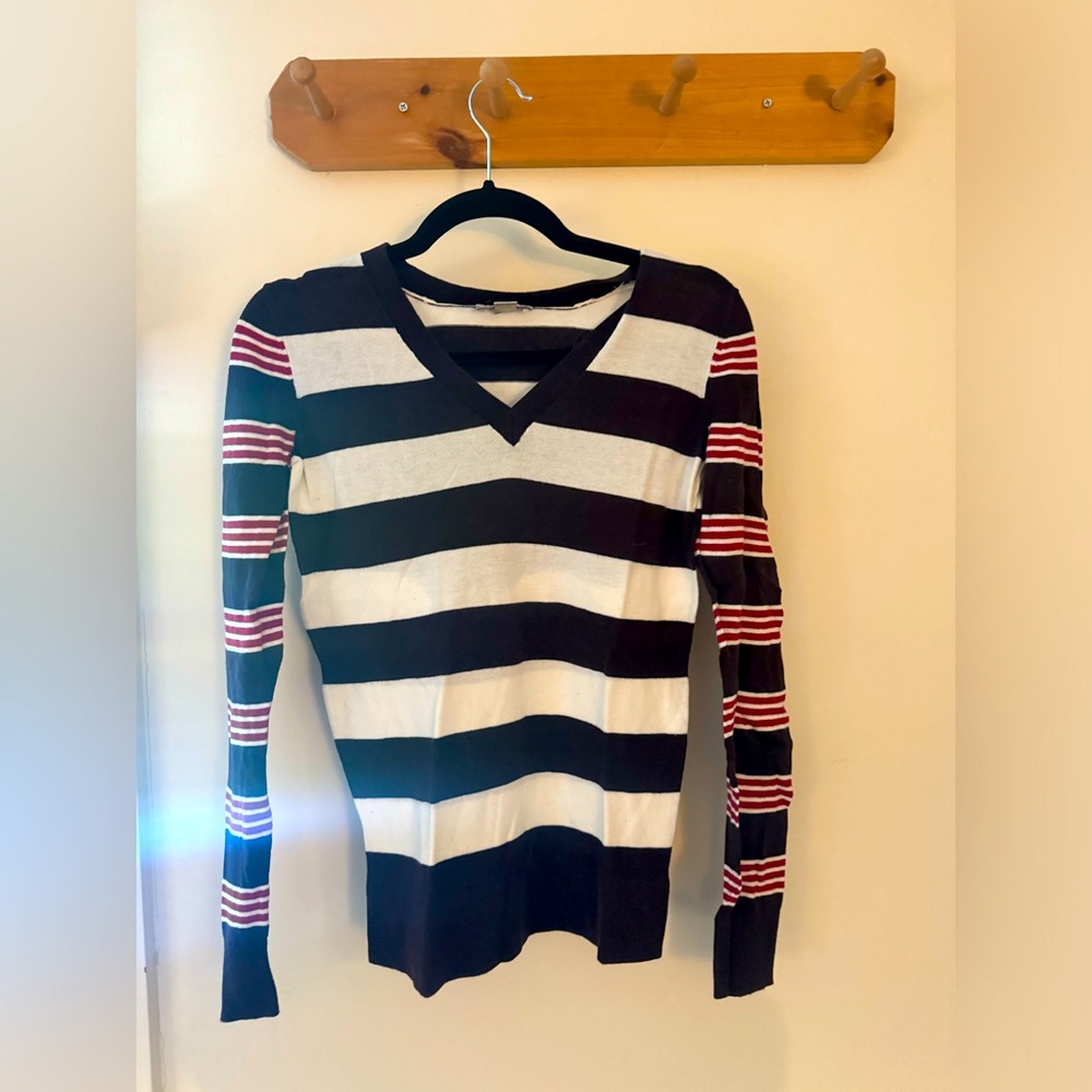 FLASH SALE: Fall/Autumn brown and white LOFT sweater